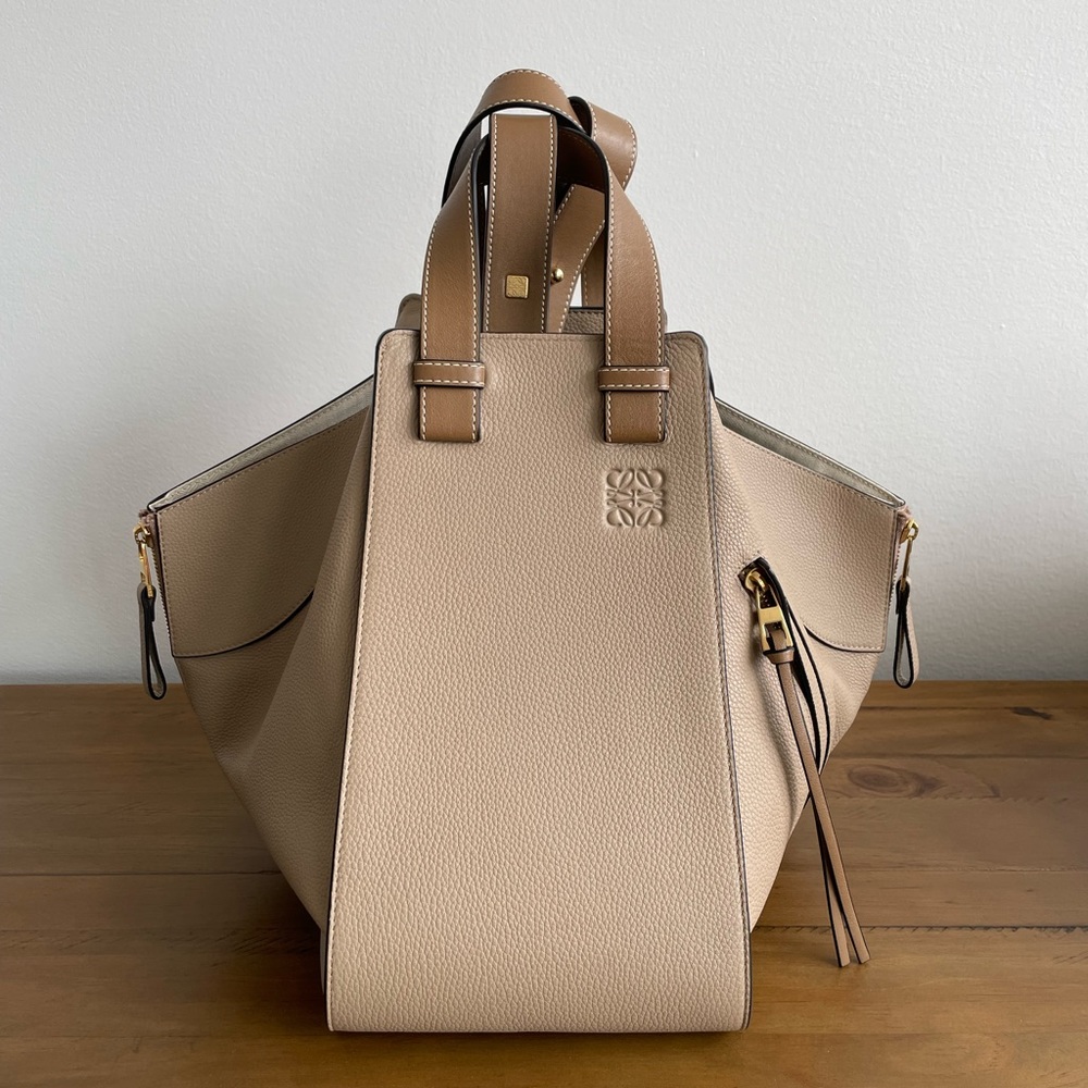 New with tags Loewe medium hammock handbag in light caramel.